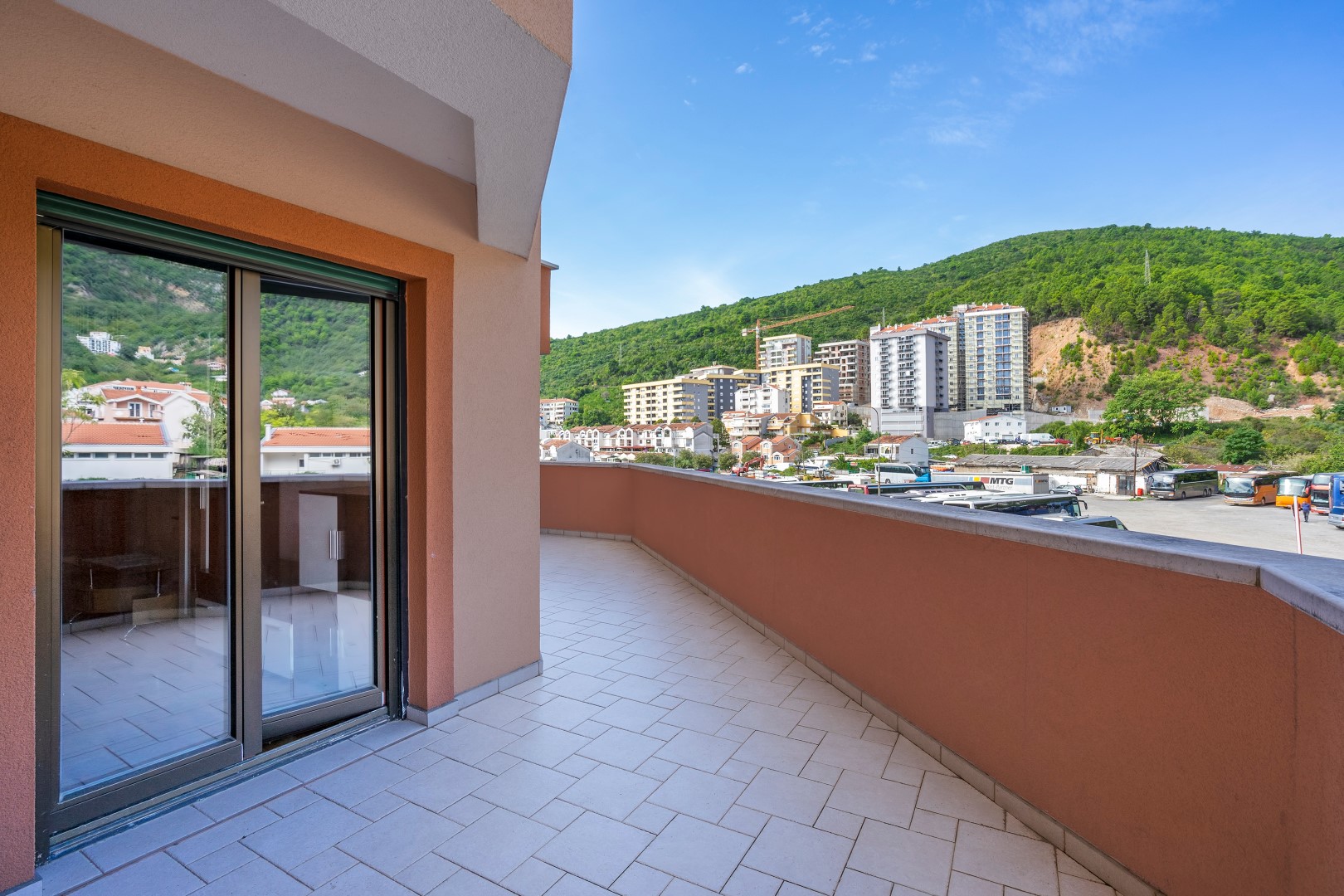 Квартиры в черногории цены тессин швейцария