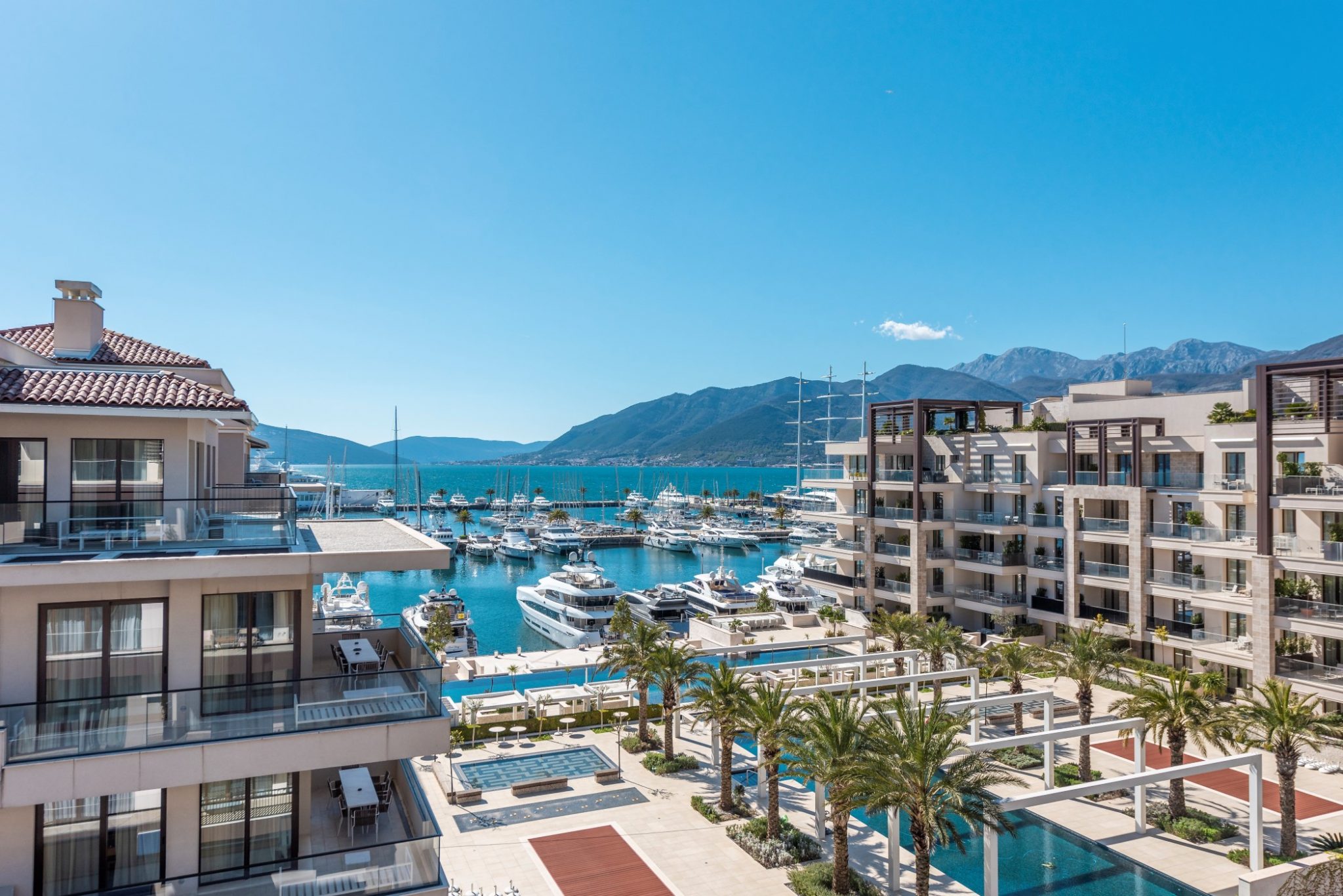 Tivat, Porto Montenegro – three-bedroom penthouse with rooftop and private swimming pool