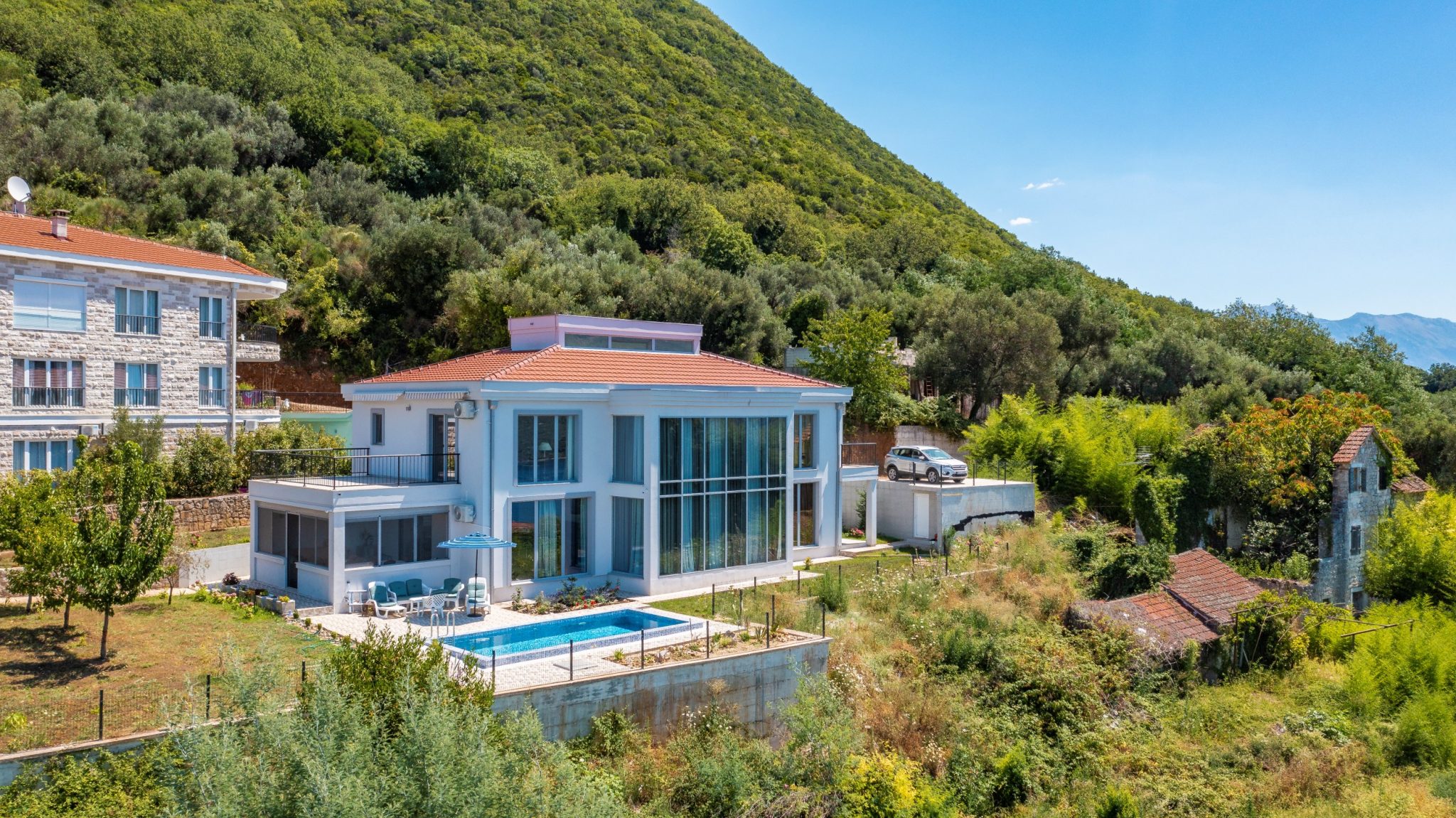 Herceg Novi, Kumbor – luxury villa with panoramic sea views, close to Portonovi