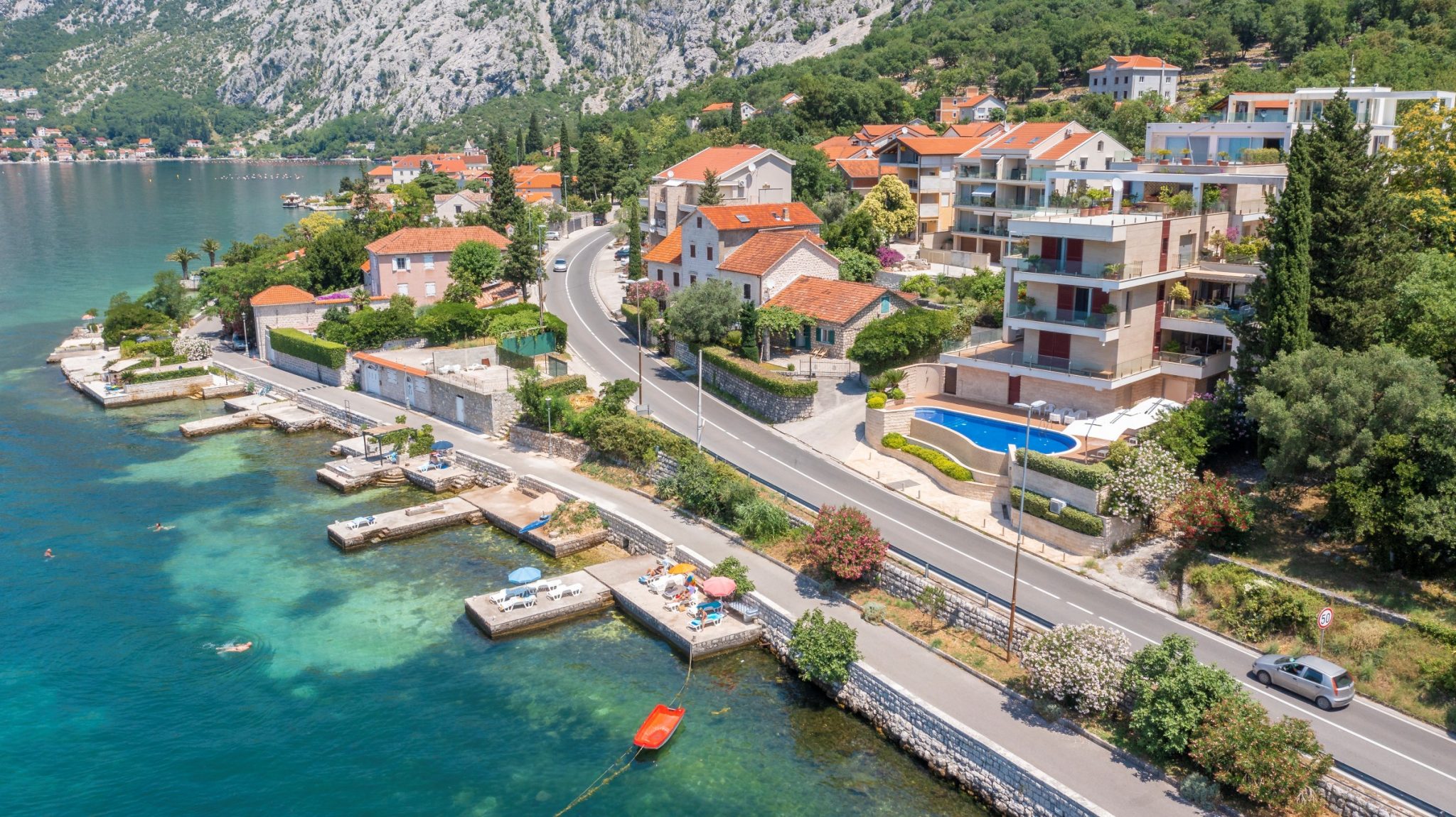 Kotor, Ljuta – two-bedroom apartment in a complex on the first line to the sea