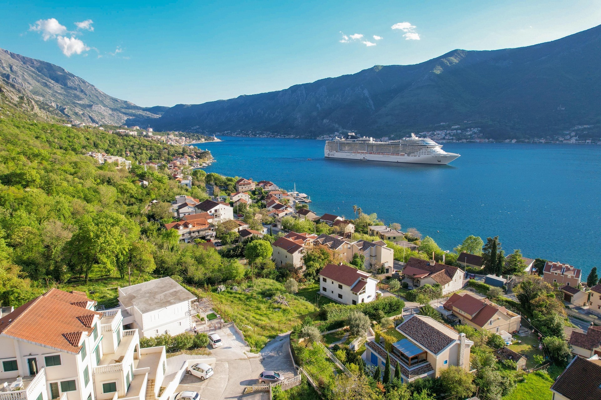 Kotor, Dobrota – urbanizovano zemljište za izgradnju stambenog objekta