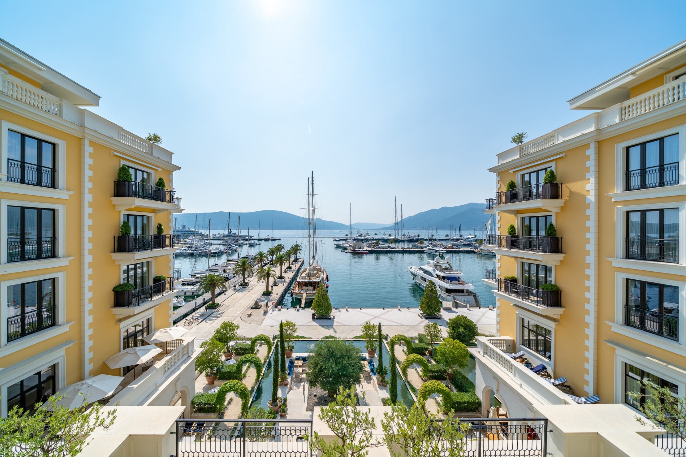 Tivat, Porto Montenegro – Luksuzan dvosoban apartman u okviru hotela Regent 5*