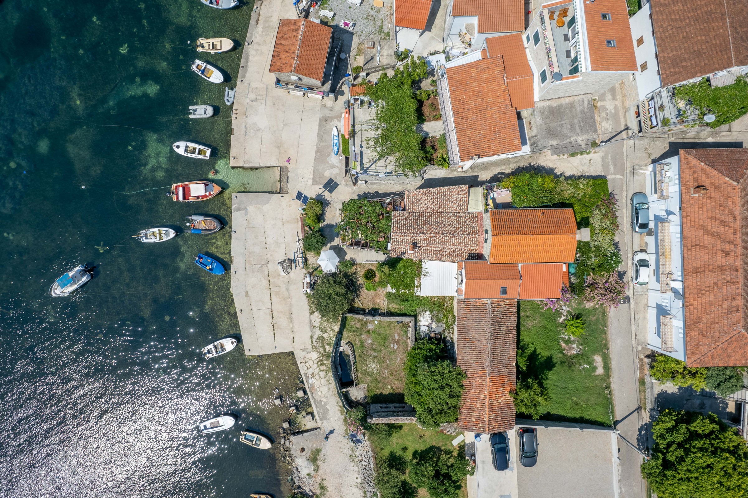 Kotor, Bigova – three-bedroom house with a panoramic view of the Bay of Bigova 