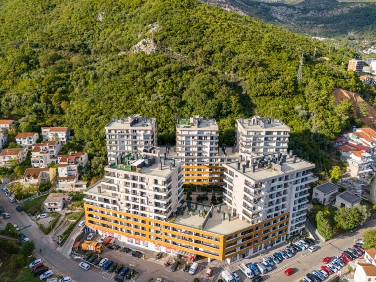 Современные и хорошо оборудованные офисные помещения, Будва
