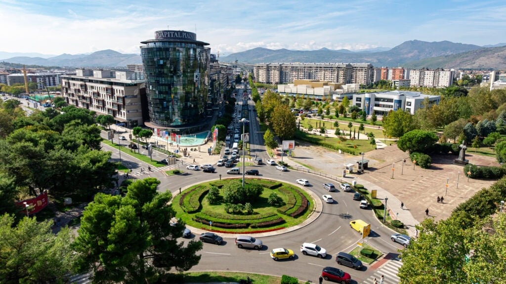 Capital Plaza dvosoban namješten stan, Podgorica