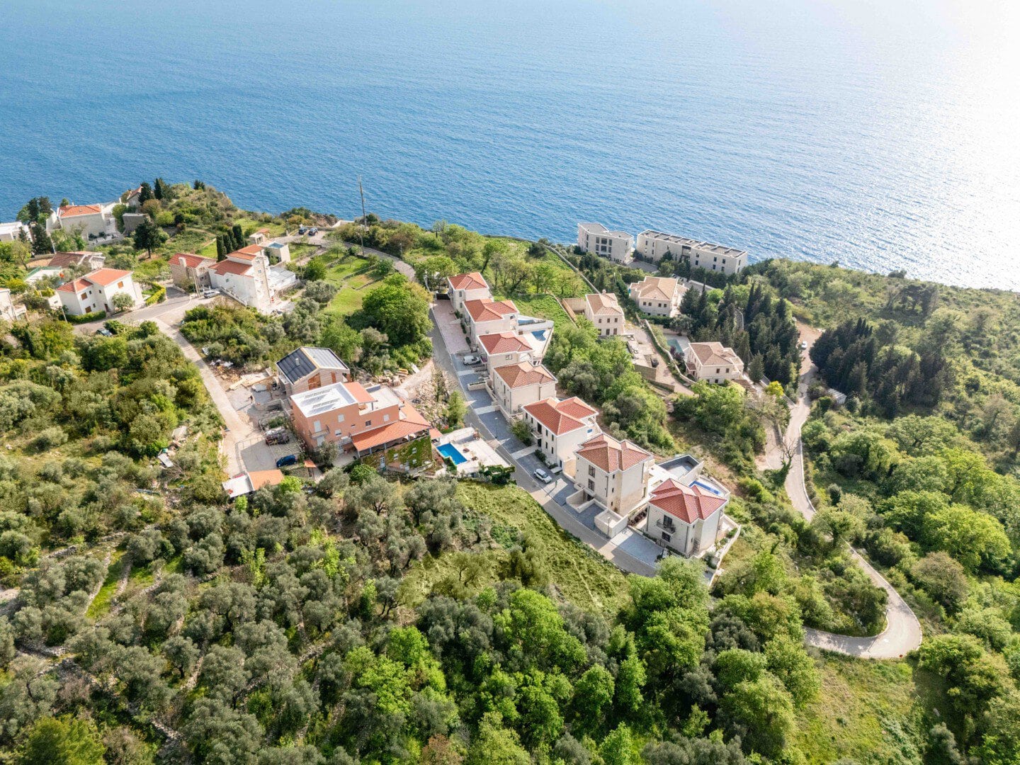 Luxury land for villa construction in Skočiđevojka, Montenegro, ideal for investors and luxury real estate development.