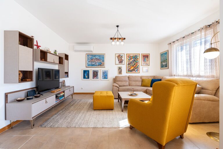 Dvosoban namješten apartman, Bečići, Budva